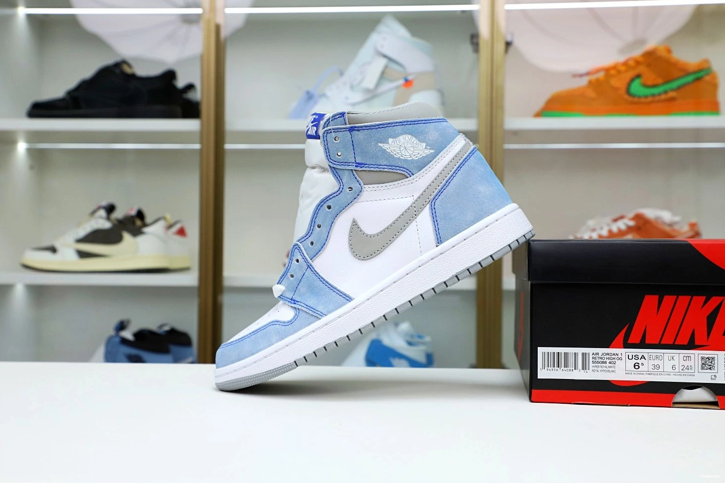 'HYPER RETRO 1 AIR JORDAN HIGH OG ROYAL' 1226